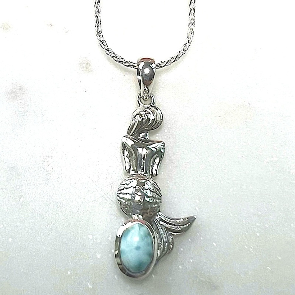 .925 Sterling Silver Natural Larimar Mermaid Silhouette Becklace - Picture 1 of 16